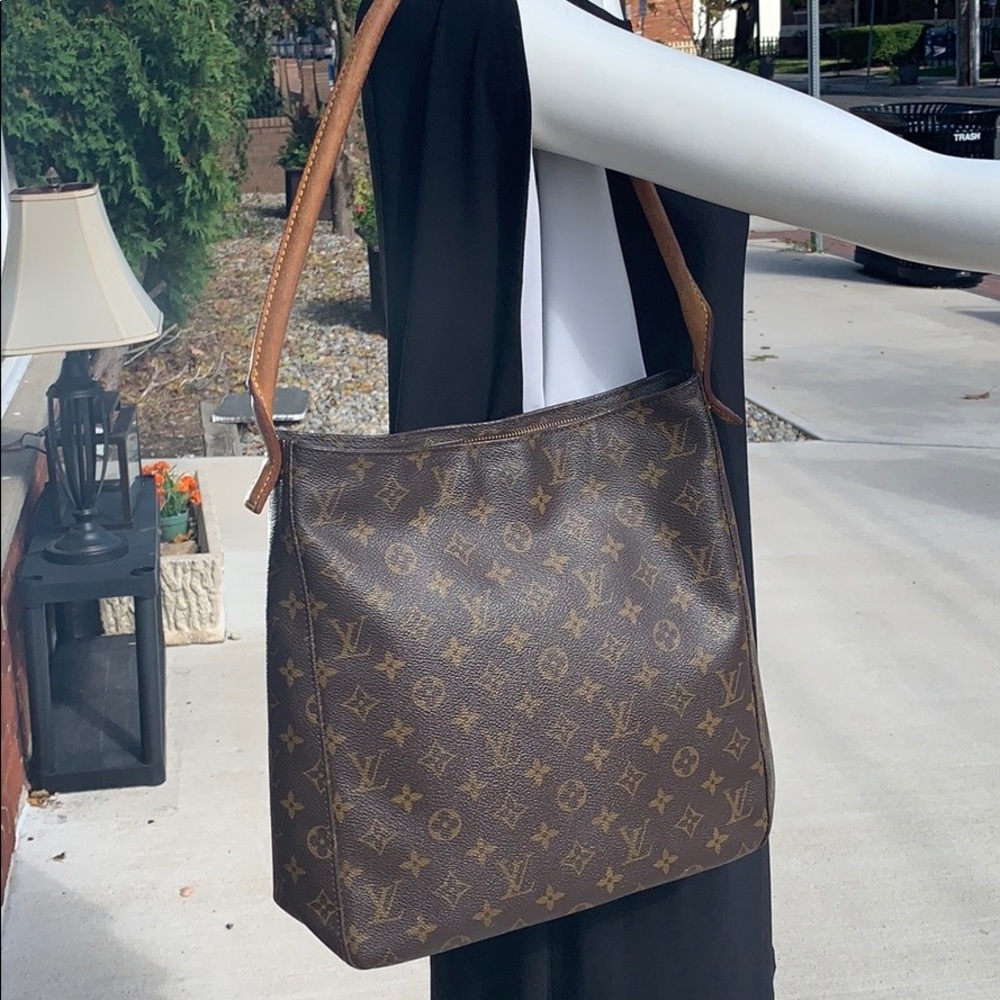 Looping gm LV bag
